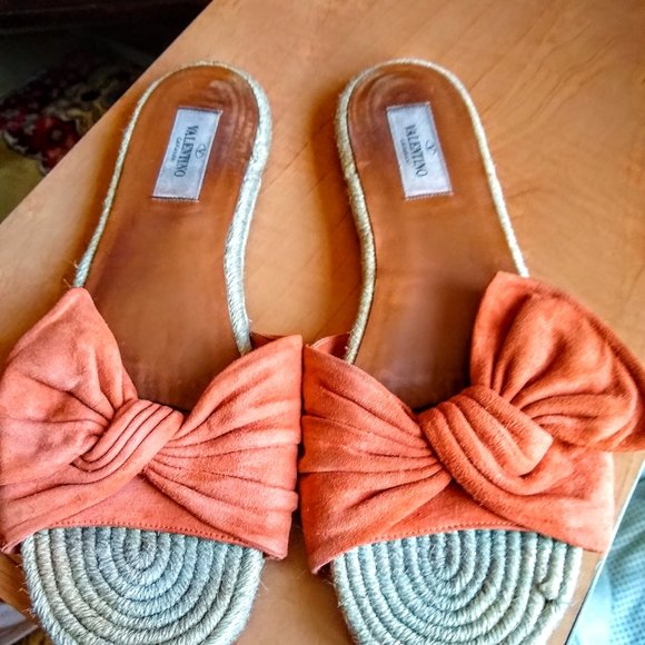 2017 Valentino orange slides size 39.5 - Picture 1 of 3